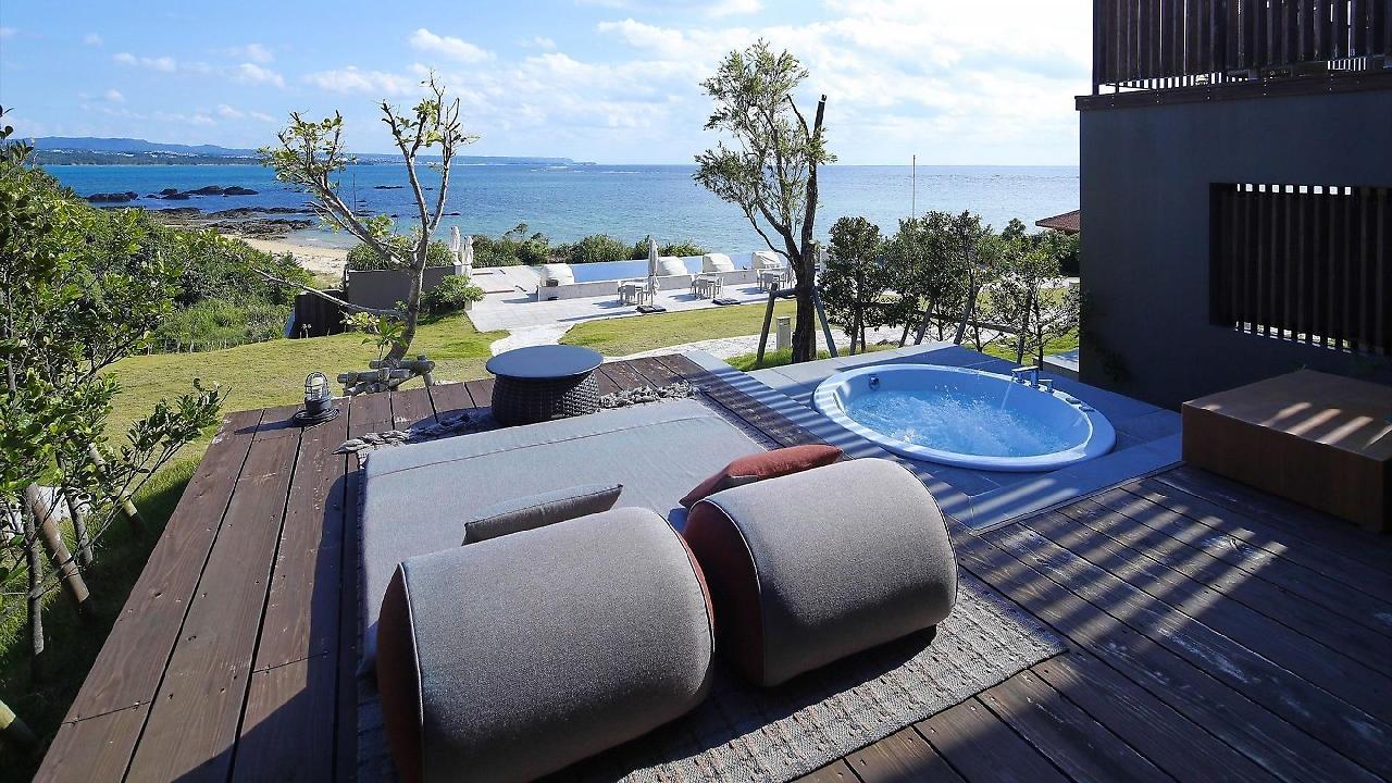 The Hiramatsu Hotels & Resorts Ginoza Okinawa Exterior photo